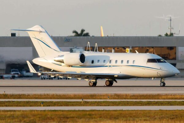 Bombardier Challenger 605