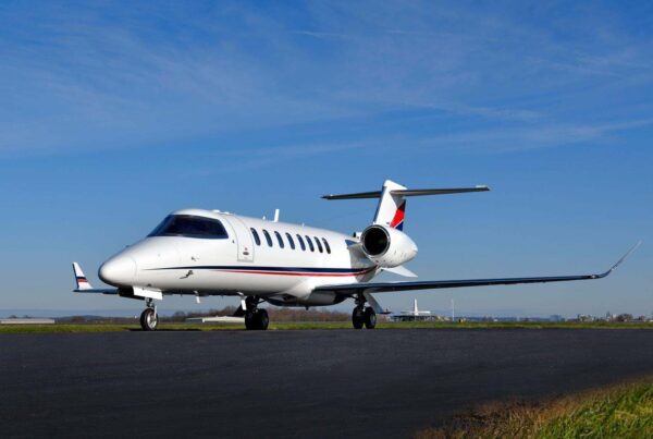 Bombardier Learjet 75